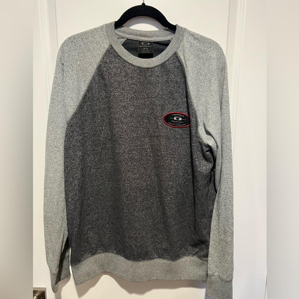 Oakley Men’s Medium Pullover Sweatshirt